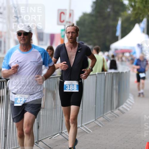16.08.2026 - KN Förde Triathlon 2026 Antke Förster http://msf.ph/oto/9997760 16.08.2026 12:22:00 Laufen  meine-sportfotos.de
