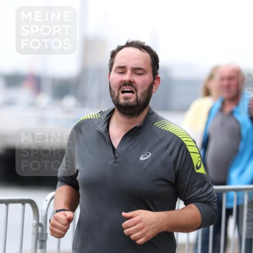 16.08.2026 - KN Förde Triathlon 2026 Antke Förster http://msf.ph/oto/9997805 16.08.2026 12:23:21 Laufen  meine-sportfotos.de