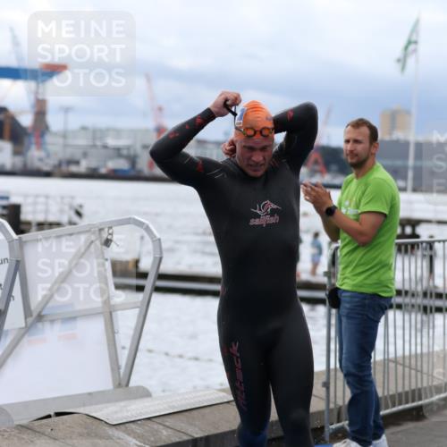 16.08.2026 - KN Förde Triathlon 2026 Antke Förster http://msf.ph/oto/9997875 16.08.2026 12:40:06 Schwimmen 508, 512, 518, 531, 513, 526 meine-sportfotos.de