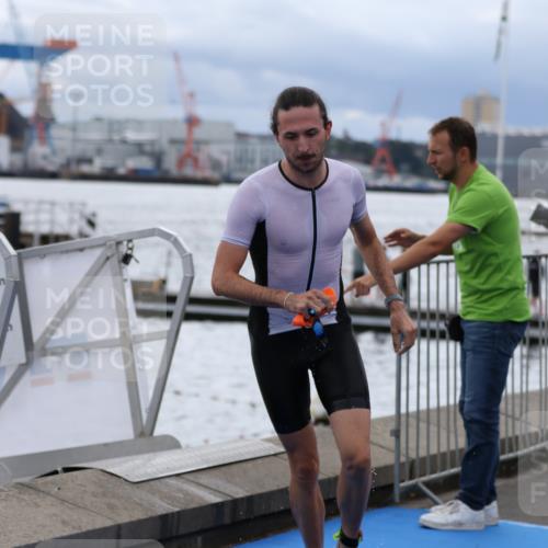 16.08.2026 - KN Förde Triathlon 2026 Antke Förster http://msf.ph/oto/9997888 16.08.2026 12:40:45 Schwimmen 513, 514, 507, 509, 519, 521, 522, 534 meine-sportfotos.de