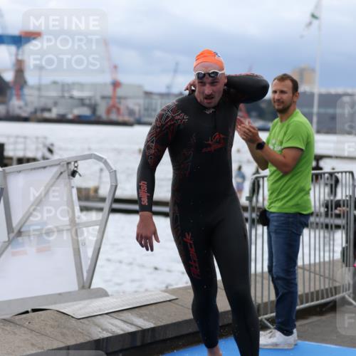 16.08.2026 - KN Förde Triathlon 2026 Antke Förster http://msf.ph/oto/9997912 16.08.2026 12:40:59 Schwimmen 507, 509, 514, 519, 522, 534, 506, 521, 523, 543 meine-sportfotos.de