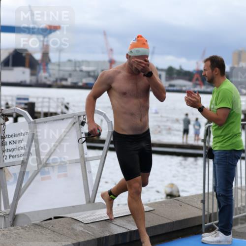 16.08.2026 - KN Förde Triathlon 2026 Antke Förster http://msf.ph/oto/9997929 16.08.2026 12:41:25 Schwimmen 506, 521, 523, 543, 511, 520, 527, 528, 540 meine-sportfotos.de