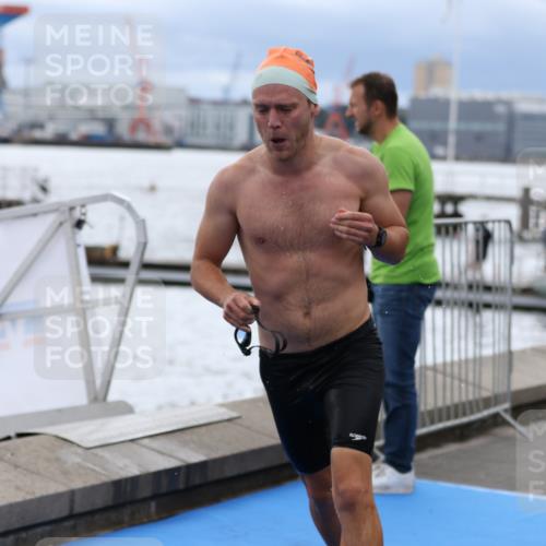 16.08.2026 - KN Förde Triathlon 2026 Antke Förster http://msf.ph/oto/9997933 16.08.2026 12:41:26 Schwimmen 506, 523, 528, 543, 511, 520, 527, 528, 540 meine-sportfotos.de