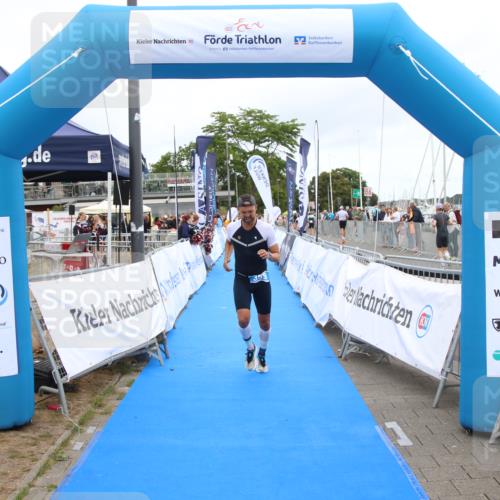 16.08.2026 - KN Förde Triathlon 2026 Markus Tischler http://msf.ph/oto/9997960 16.08.2026 12:04:59 Ziel 359, 359 meine-sportfotos.de