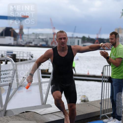 16.08.2026 - KN Förde Triathlon 2026 Antke Förster http://msf.ph/oto/9998047 16.08.2026 12:44:50 Schwimmen 541, 544, 546, 548, 556, 598, 549, 550, 559, 588 meine-sportfotos.de