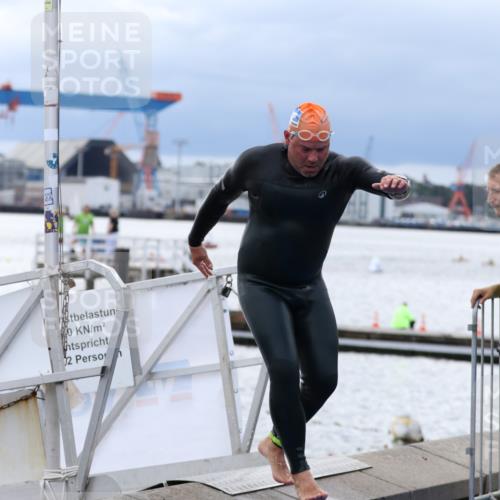16.08.2026 - KN Förde Triathlon 2026 Antke Förster http://msf.ph/oto/9998230 16.08.2026 12:50:18 Schwimmen 589, 601, 605, 611, 709, 711, 740, 602, 603, 704, 706, 714, 721, 727 meine-sportfotos.de