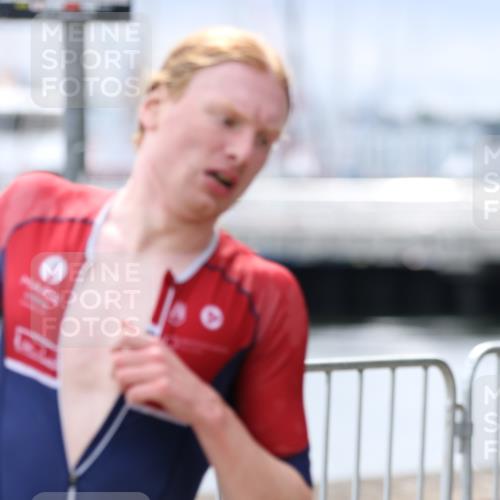 16.08.2026 - KN Förde Triathlon 2026 Antke Förster http://msf.ph/oto/9998455 16.08.2026 13:16:31 Laufen  meine-sportfotos.de