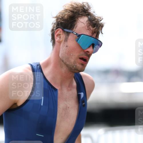 16.08.2026 - KN Förde Triathlon 2026 Antke Förster http://msf.ph/oto/9998552 16.08.2026 13:26:11 Laufen  meine-sportfotos.de