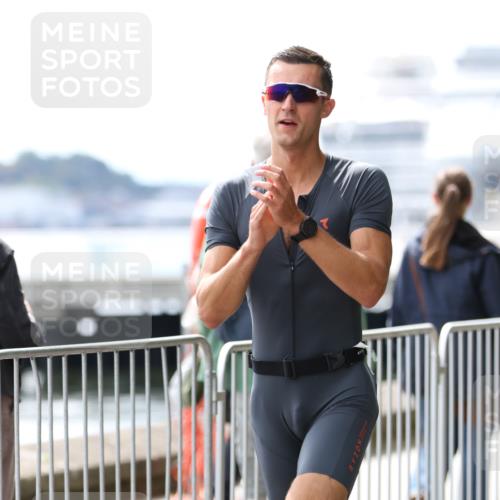 16.08.2026 - KN Förde Triathlon 2026 Antke Förster http://msf.ph/oto/9998566 16.08.2026 13:26:45 Laufen  meine-sportfotos.de