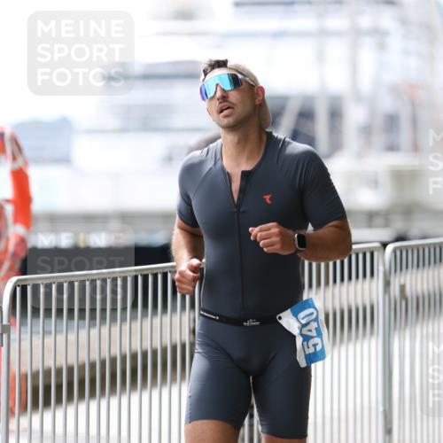 16.08.2026 - KN Förde Triathlon 2026 Antke Förster http://msf.ph/oto/9998601 16.08.2026 13:28:11 Laufen  meine-sportfotos.de