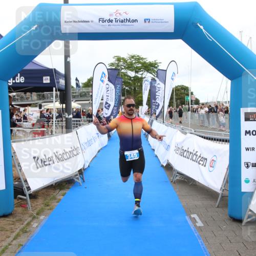 16.08.2026 - KN Förde Triathlon 2026 Markus Tischler http://msf.ph/oto/9998619 16.08.2026 12:08:01 Ziel 345, 345 meine-sportfotos.de
