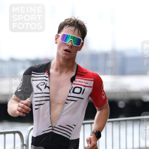 16.08.2026 - KN Förde Triathlon 2026 Antke Förster http://msf.ph/oto/9998652 16.08.2026 13:29:27 Laufen  meine-sportfotos.de