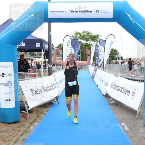 16.08.2026 - KN Förde Triathlon 2026 Markus Tischler http://msf.ph/oto/9999020 16.08.2026 12:11:23 Ziel 358, 358 meine-sportfotos.de
