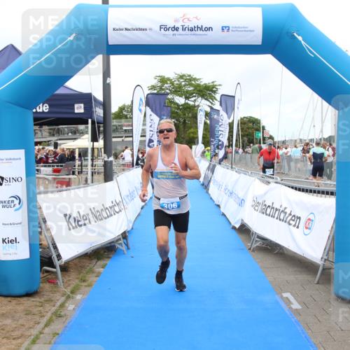 16.08.2026 - KN Förde Triathlon 2026 Markus Tischler http://msf.ph/oto/9999163 16.08.2026 12:12:42 Ziel 306, 306 meine-sportfotos.de