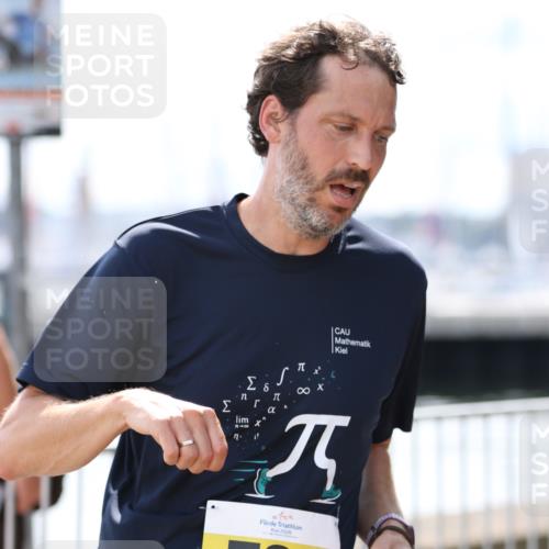 16.08.2026 - KN Förde Triathlon 2026 Antke Förster http://msf.ph/oto/9999830 16.08.2026 13:54:16 Laufen  meine-sportfotos.de