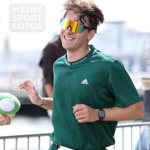 16.08.2026 - KN Förde Triathlon 2026 Antke Förster http://msf.ph/oto/9999892 16.08.2026 13:56:01 Laufen  meine-sportfotos.de
