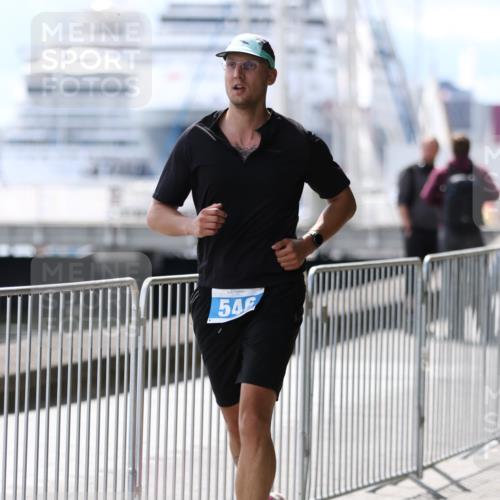 16.08.2026 - KN Förde Triathlon 2026 Antke Förster http://msf.ph/oto/9999898 16.08.2026 13:56:22 Laufen  meine-sportfotos.de