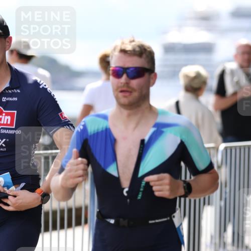 16.08.2026 - KN Förde Triathlon 2026 Antke Förster http://msf.ph/oto/9999934 16.08.2026 13:57:18 Laufen  meine-sportfotos.de