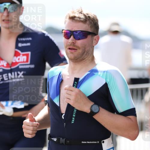 16.08.2026 - KN Förde Triathlon 2026 Antke Förster http://msf.ph/oto/9999935 16.08.2026 13:57:18 Laufen  meine-sportfotos.de