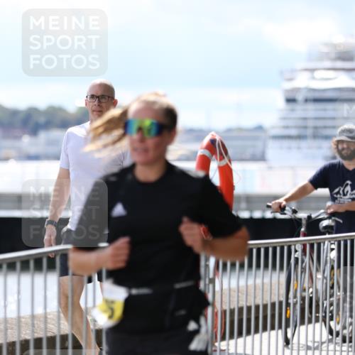 16.08.2026 - KN Förde Triathlon 2026 Antke Förster http://msf.ph/oto/9999973 16.08.2026 13:58:30 Laufen  meine-sportfotos.de