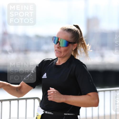 16.08.2026 - KN Förde Triathlon 2026 Antke Förster http://msf.ph/oto/9999975 16.08.2026 13:58:30 Laufen  meine-sportfotos.de