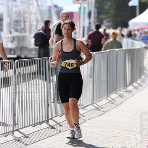 16.08.2026 - KN Förde Triathlon 2026 Antke Förster http://msf.ph/oto/9999997 16.08.2026 13:59:05 Laufen  meine-sportfotos.de
